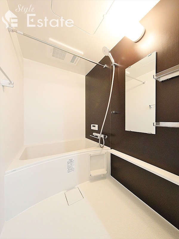 バス・シャワールーム　バスルーム