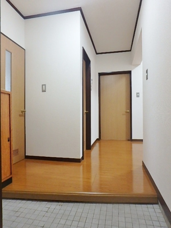 玄関　図面と現状に相違がある場合には現状を優先