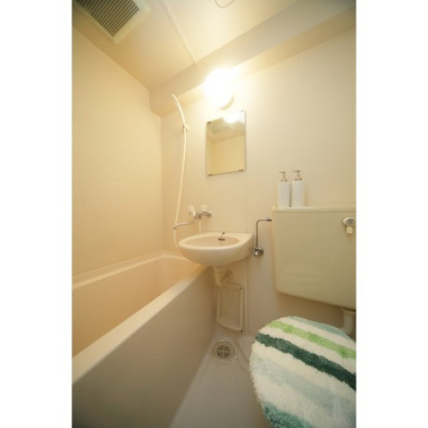 バス・シャワールーム　バス