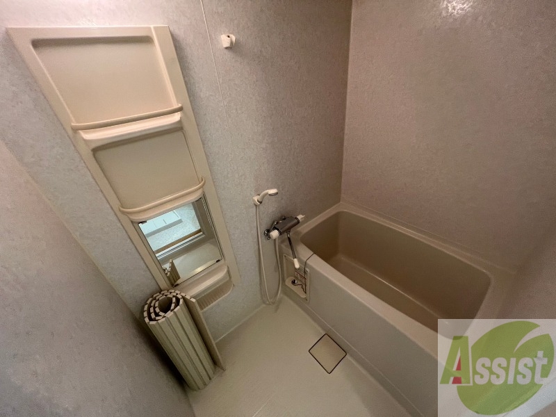 バス・シャワールーム　疲れを癒すには湯船でゆっくりするのが良いですよ。