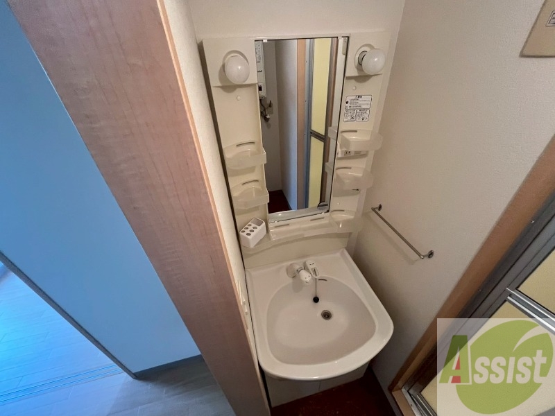 洗面設備　シャンプードレッサーで身支度もラクラクです！