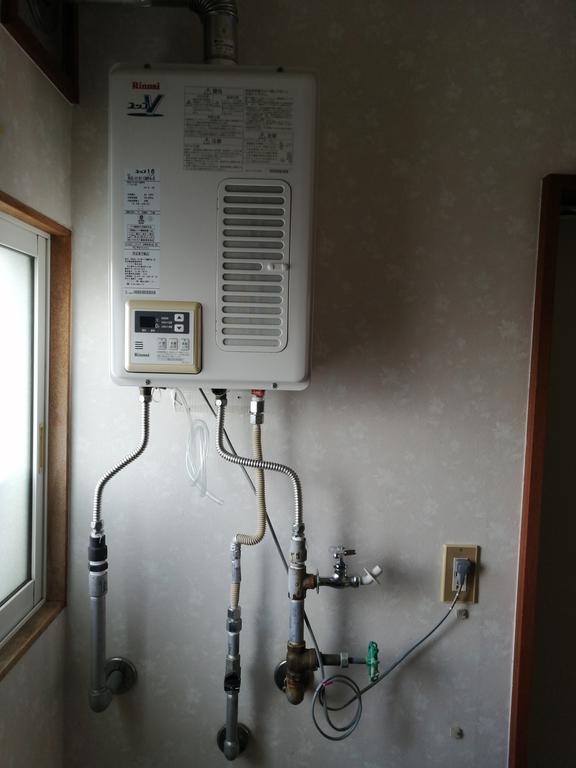 その他設備　ガス給湯器がついています。