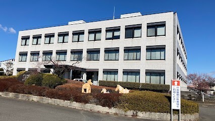 役所　高崎市群馬支所（役所）まで858m