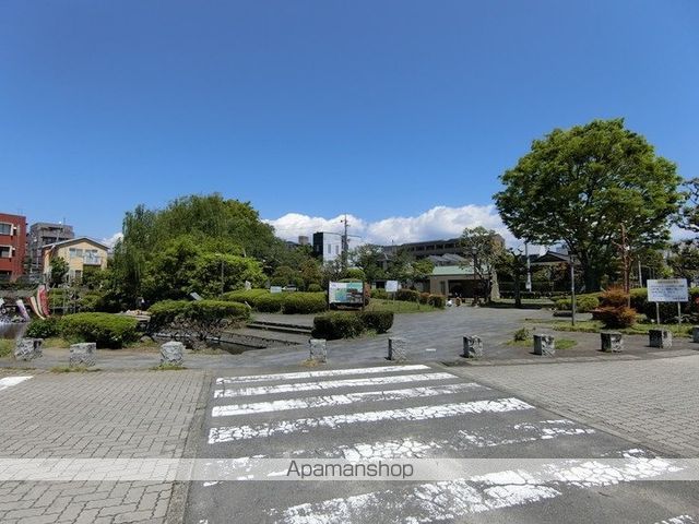 公園　菰池公園（公園）まで543m