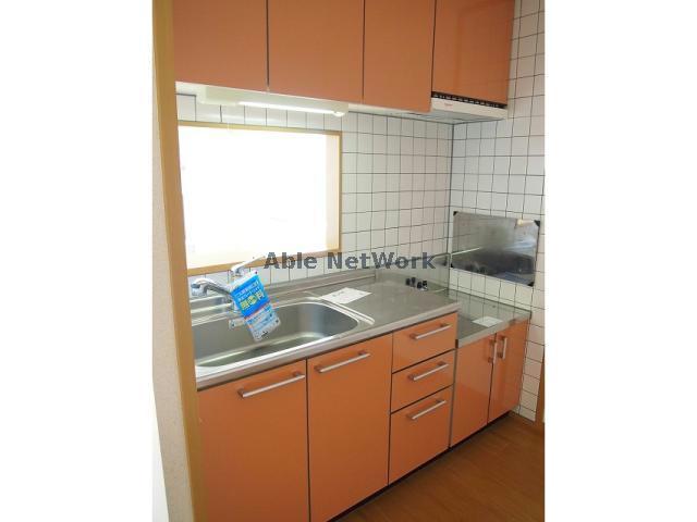 キッチン　同系タイプ