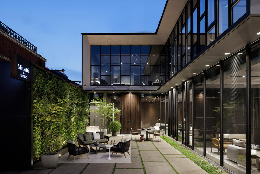 ホームセンター　Minotti　AOYAMA（ホームセンター）まで266m