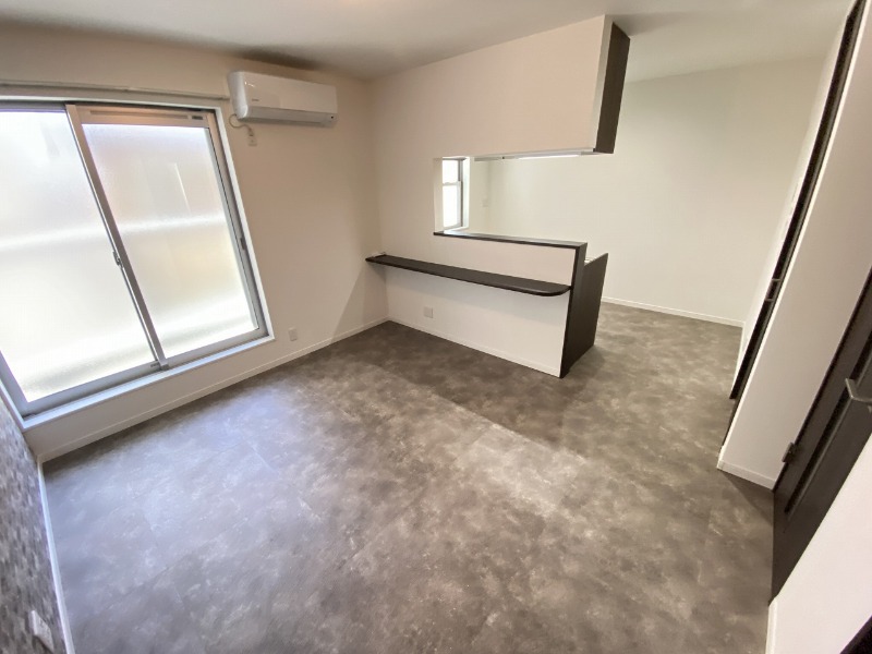 居室・リビング　室内きれいです！