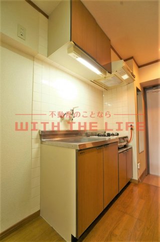 キッチン　コンパクトなキッチンで掃除もラクラク