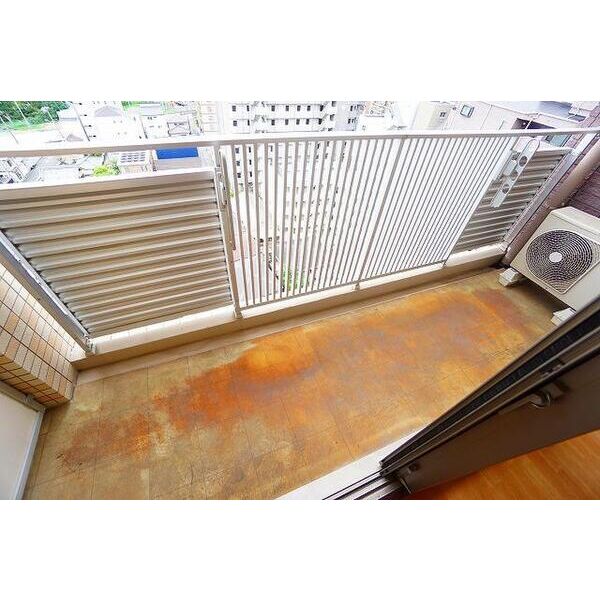 バルコニー　同仕様写真となります。