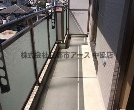 バルコニー　※別部屋の参考写真になります。