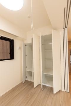 収納　※別部屋の参考写真です。