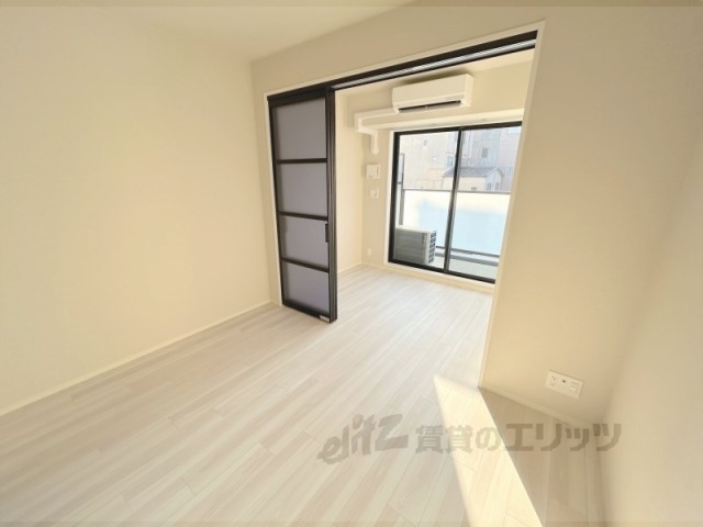 居室・リビング　洋室