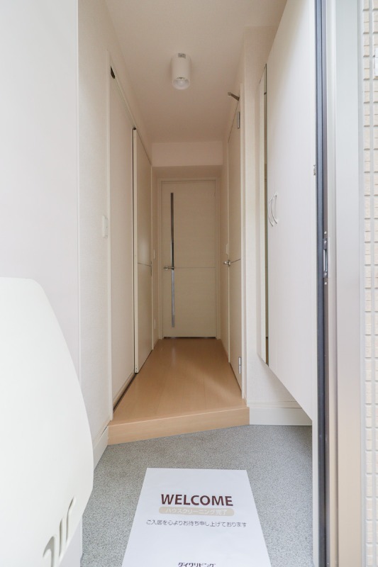 玄関　図面と現状に相違がある場合には現状を優先