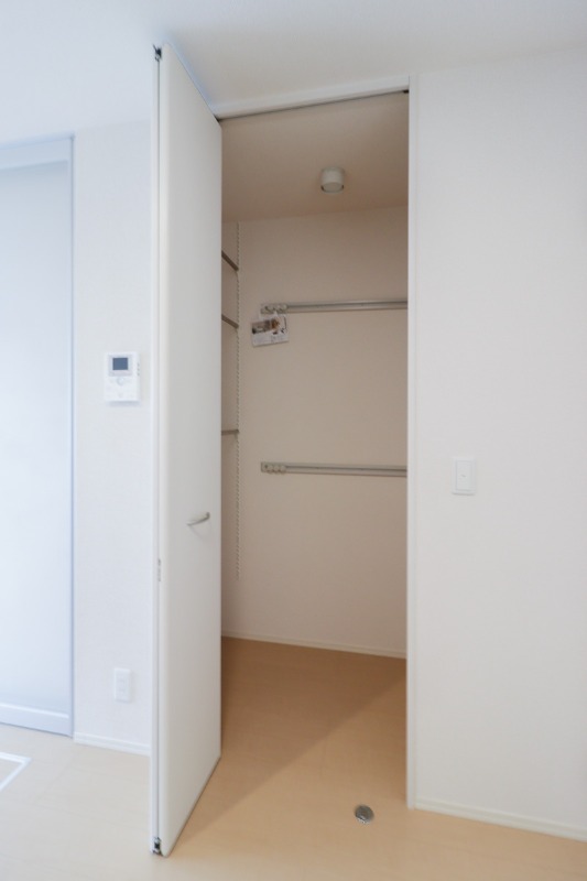 収納　図面と現状に相違がある場合には現状を優先