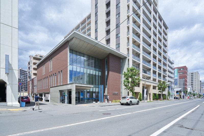 銀行　北洋銀行宮の森支店（銀行）まで561m