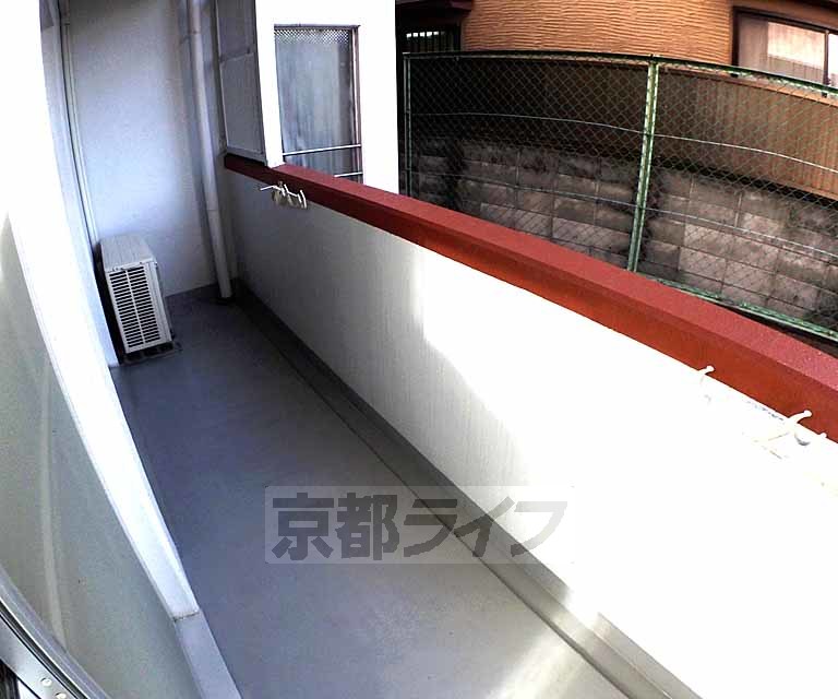 バルコニー　とても広いです。