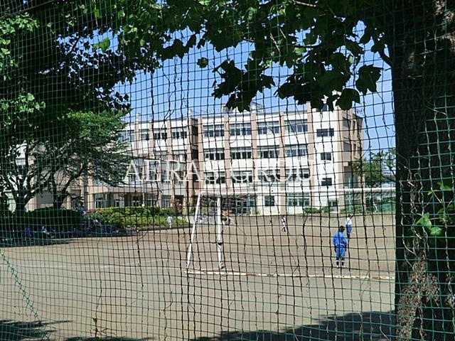 中学校　大和市立鶴間中学校（中学校）まで459m