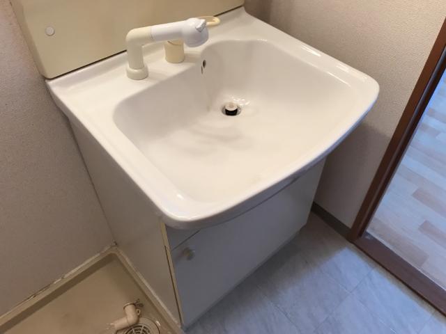 洗面設備　洗髪洗面化粧台