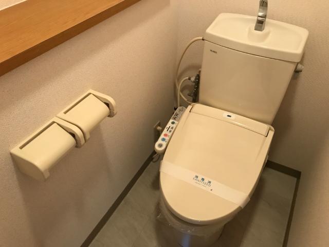 トイレ　シャワー付トイレ