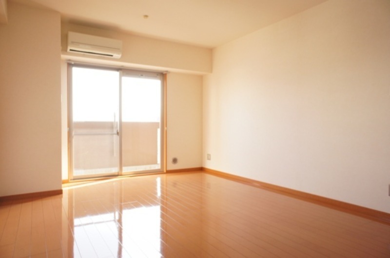 居室・リビング　図面と現状に相違がある場合には現状を優先