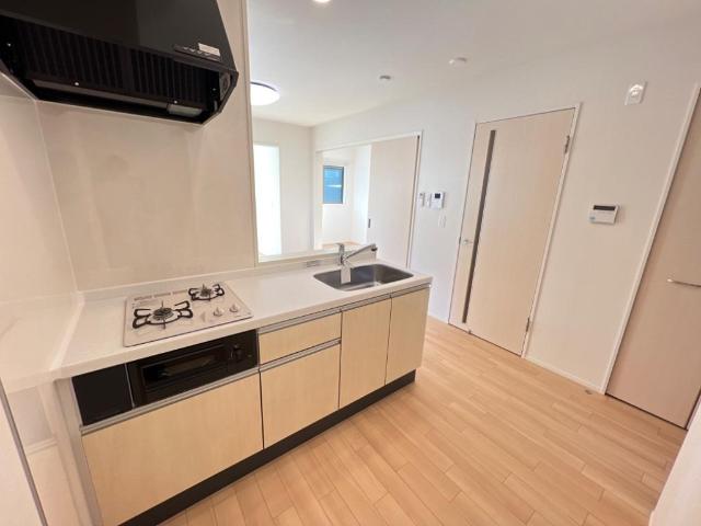 キッチン　キッチン（イメージ）