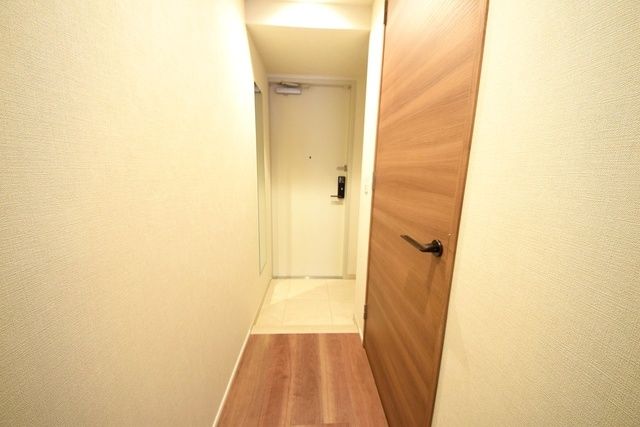 玄関　お問合せは(株)タウンハウジングレジデンス事業部【03-…