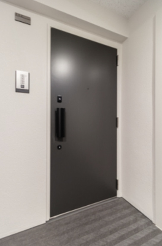 玄関　収納もある玄関です