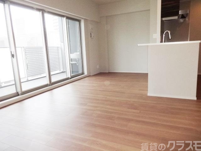 居室・リビング　広々リビングは家族集合の場所です。