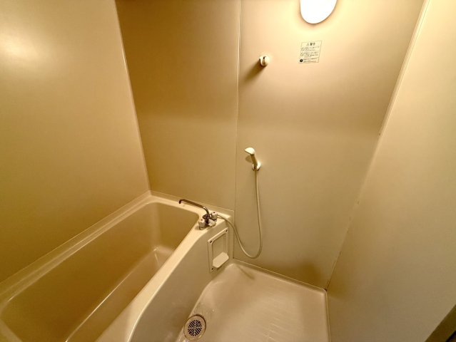 バス・シャワールーム　同仕様写真