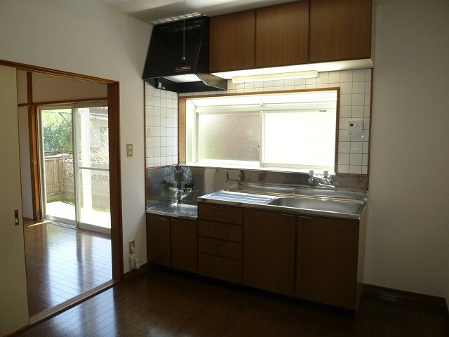 キッチン　写真は101号