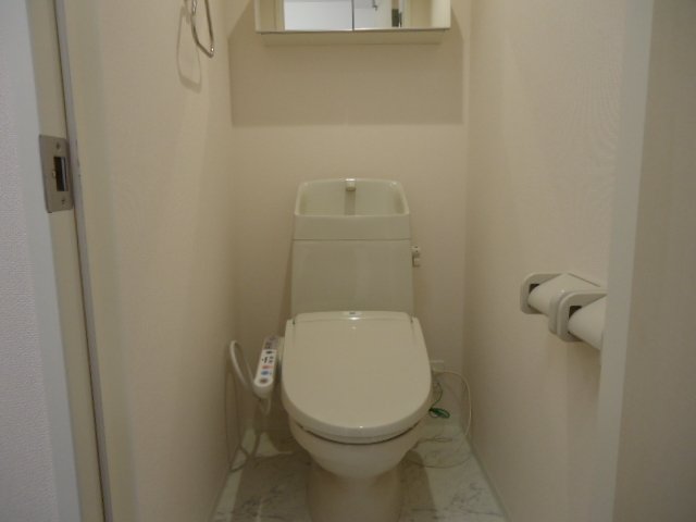 トイレ　シャワー付トイレ