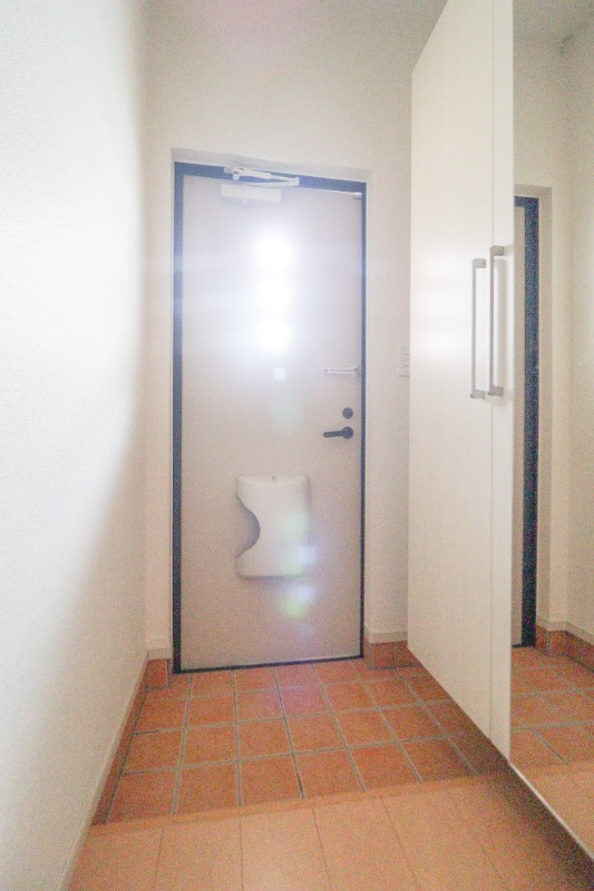 玄関　図面と現状に相違がある場合には現状を優先