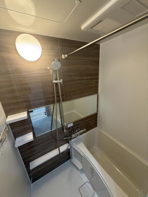 バス・シャワールーム　きれいなお風呂です