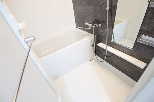 バス・シャワールーム　※別室の参考写真の為、現況優先です。