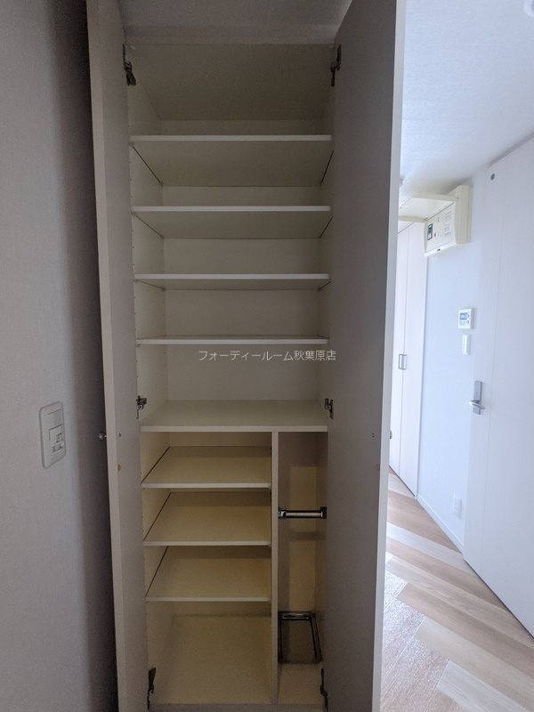 玄関　《見学予約受付中》入谷駅徒歩5分・好立地・駅チカマンション！