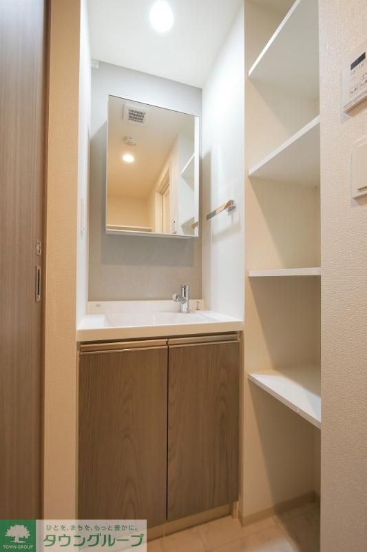 洗面設備　収納