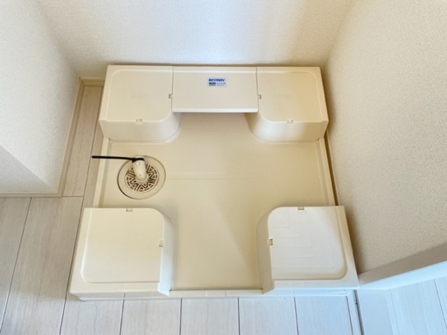 洗面設備　室内洗濯機置場