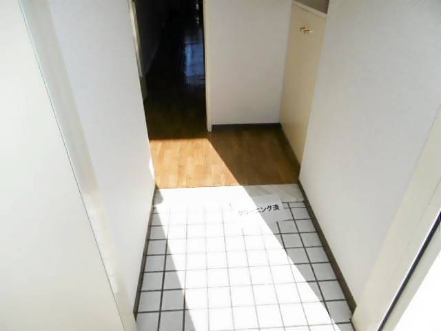 シティポイント松鴻町の玄関写真
