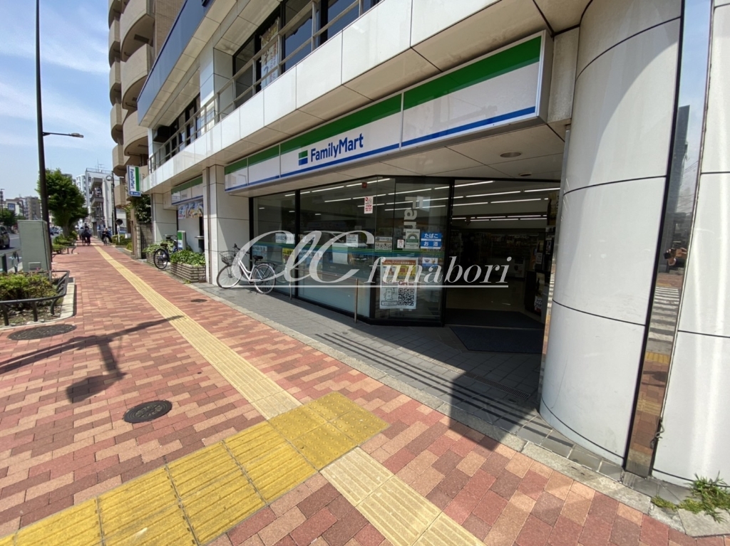 コンビニ　ファミリーマート 江戸川中央店（コンビニ）まで396m