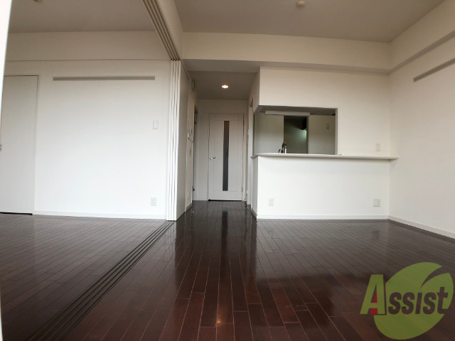 居室・リビング　広くてキレイなＬＤＫが広がっていて、充実した生活が送れそう。