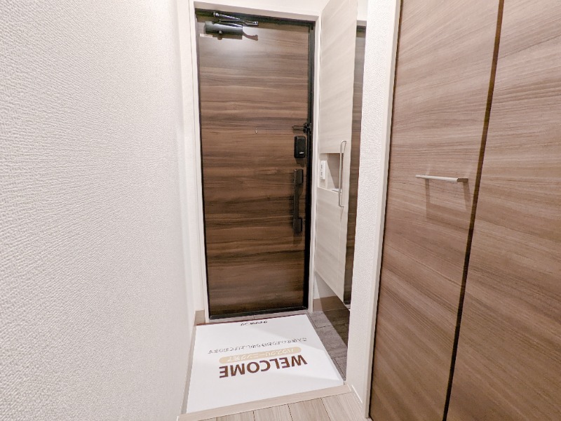 玄関　図面と現状に相違がある場合には現状を優先