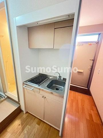 キッチン　コンパクトなキッチンで掃除もラクラク