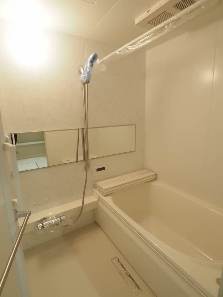 バス・シャワールーム　浴室