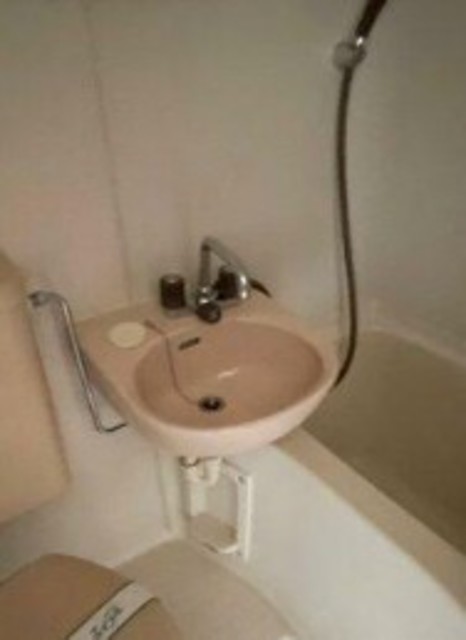 洗面設備　同仕様