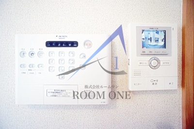 セキュリティ　モニター付きインターホンです。