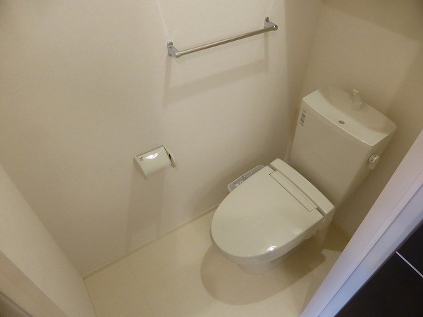 トイレ　参考写真