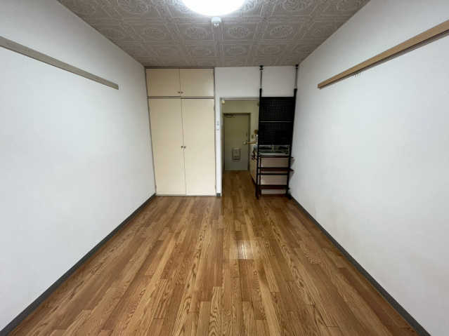 サンアベニュー岩田の居間写真