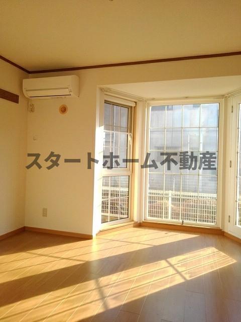 居室・リビング　おしゃれな居間です