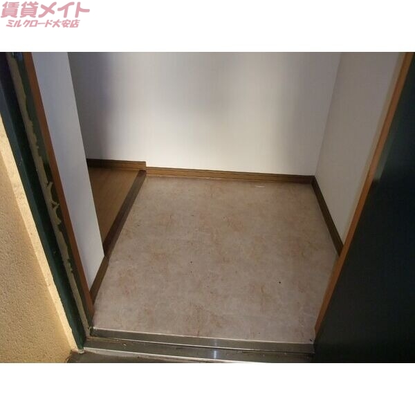 玄関　同型参考写真