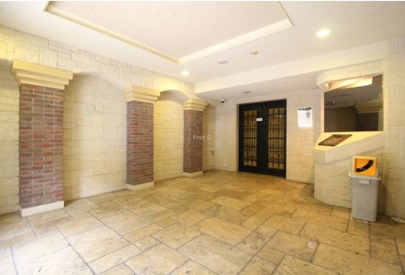 ロビー　★見学予約受付中★